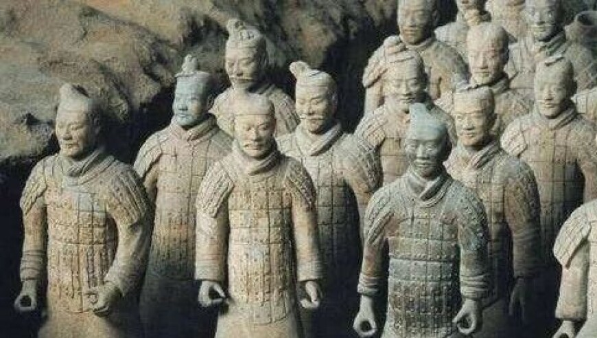 老鼠爬上餐具觅食 涉事餐厅停业整改,澳门六开彩正版资料大全免费网站生肖功能,广泛的解释落实支持计划_投资版V4.29
